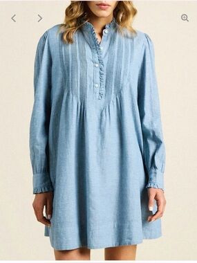 Travota Birds of Paradis Eve Chambray Shift Dress